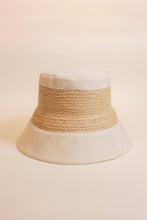 Charger l&#39;image dans la visionneuse de galerie, Délice raffia and cotton canvas hat
