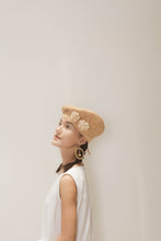 Charger l&#39;image dans la visionneuse de galerie, Rose handwoven raffia beret