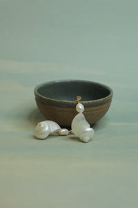 Miriam shell earrings
