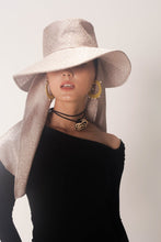 Charger l&#39;image dans la visionneuse de galerie, Rania long dress in black &amp; gold