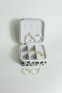 White leopard jewelry box

