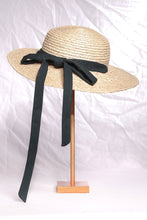 Tải hình ảnh vào Thư viện hình ảnh, Aimée raffia straw hat Chanel vintage Rain Forest