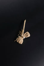 Tải hình ảnh vào Thư viện hình ảnh, Dragonfly raffia hair clip