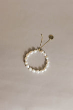 Load image into Gallery viewer, Floren pearl bracelet