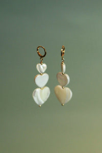 Mira triple hearts earrings
