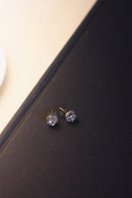 Load image into Gallery viewer, Round Cubic Zirconia studs_Leinné jewellry