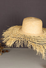 Tải hình ảnh vào Thư viện hình ảnh, Soleil raffia sun hat with spontaneous weaving brim
