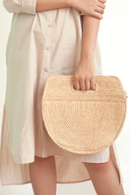 Tải hình ảnh vào Thư viện hình ảnh, Marjolie baWhen you look at marjorlie you can think of pictures of faces. The curve of the bag is sewn smooth. The outer surface is natural raffia knit creating a balance between color and shape. Thick lining.g, Formscape, Raffia, soft moon light, Eco luxury