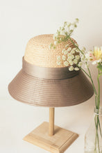 Charger l&#39;image dans la visionneuse de galerie, Whiteley long downturn brim hat