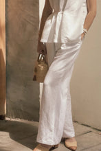 Charger l&#39;image dans la visionneuse de galerie, Kay white linen drawstring trousers